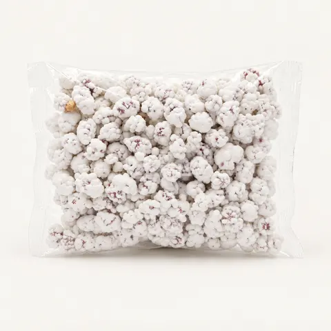 Peanuts in sugar glaze