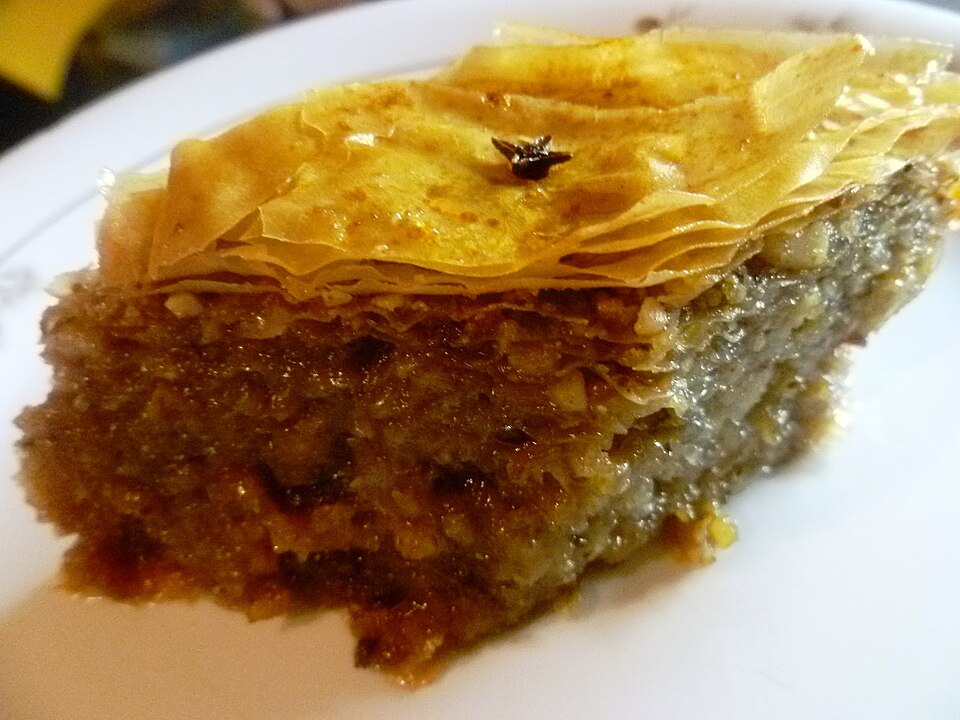 Пахлава с грецким орехом