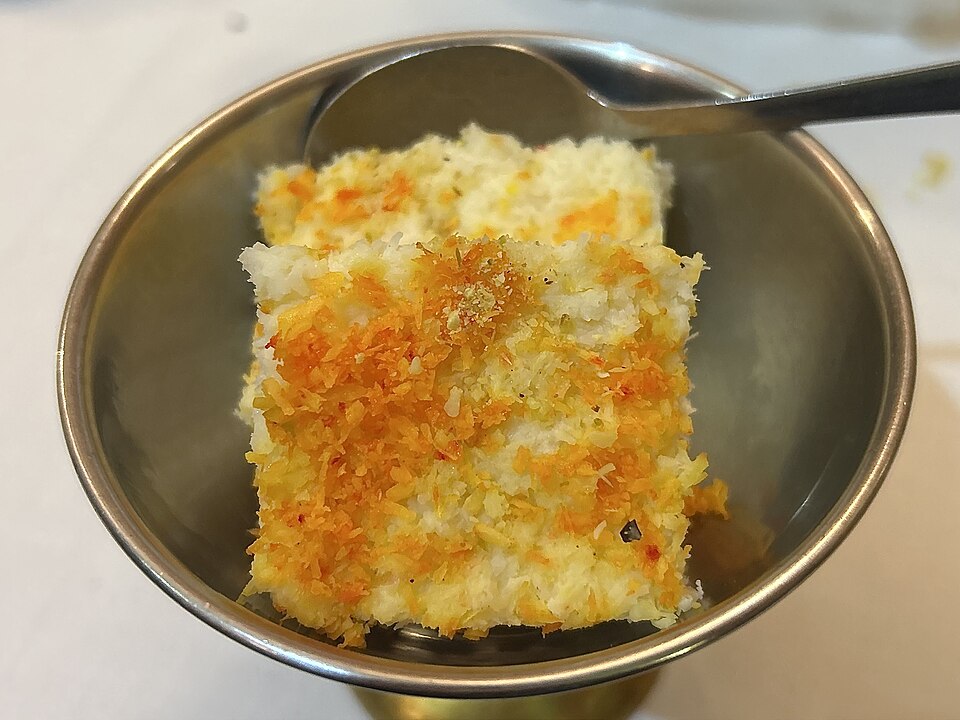 Кокосовый барфи с кешью