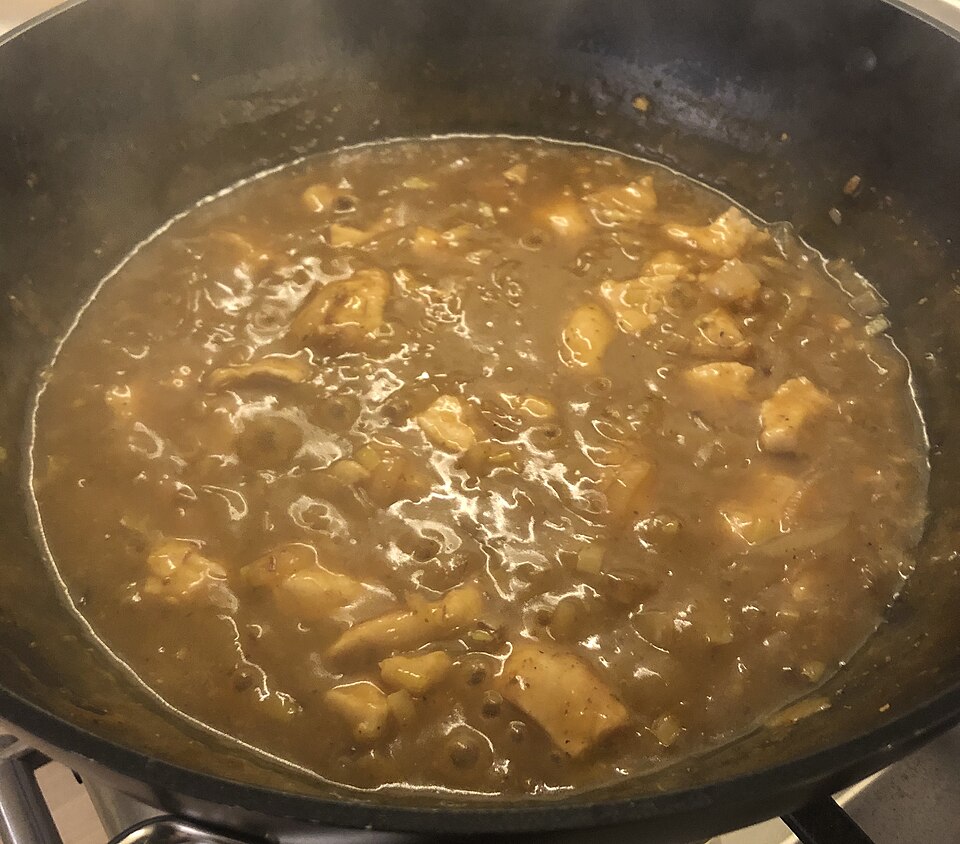 Курица с курагой и грецким орехом